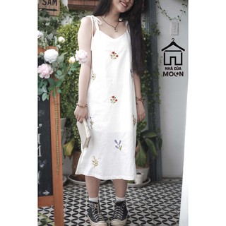 Váy 2 dây Linen thêu tay - Nhà Của Moon