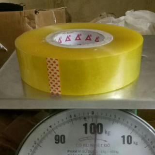 01 CUỘN Băng Dính 1kg Màu Vàng Trong