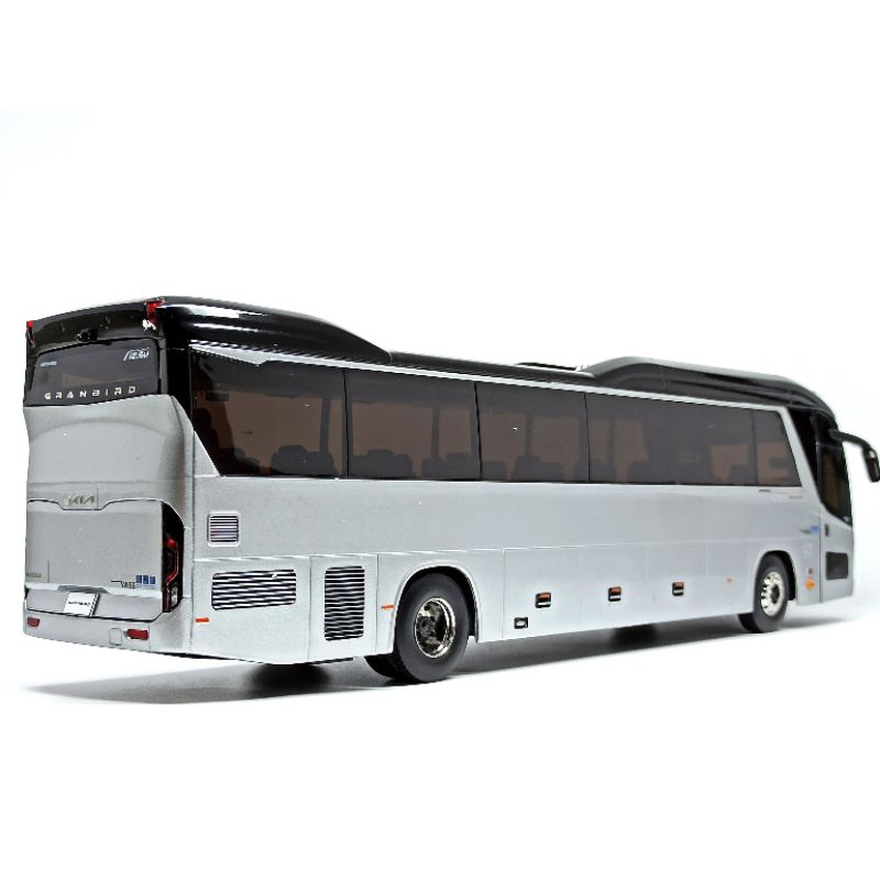 Mô hình xe Kia Granbird 1/32