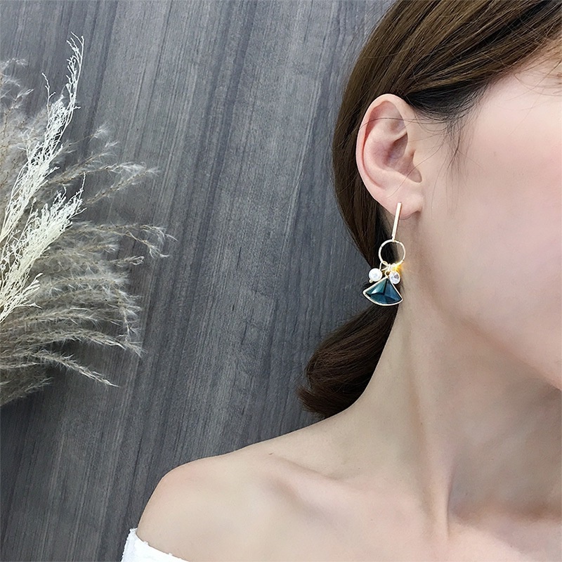 Bông Tai Dáng Dài Đính Ngọc Trai Nhân Tạo Thời Trang Hàn Quốc