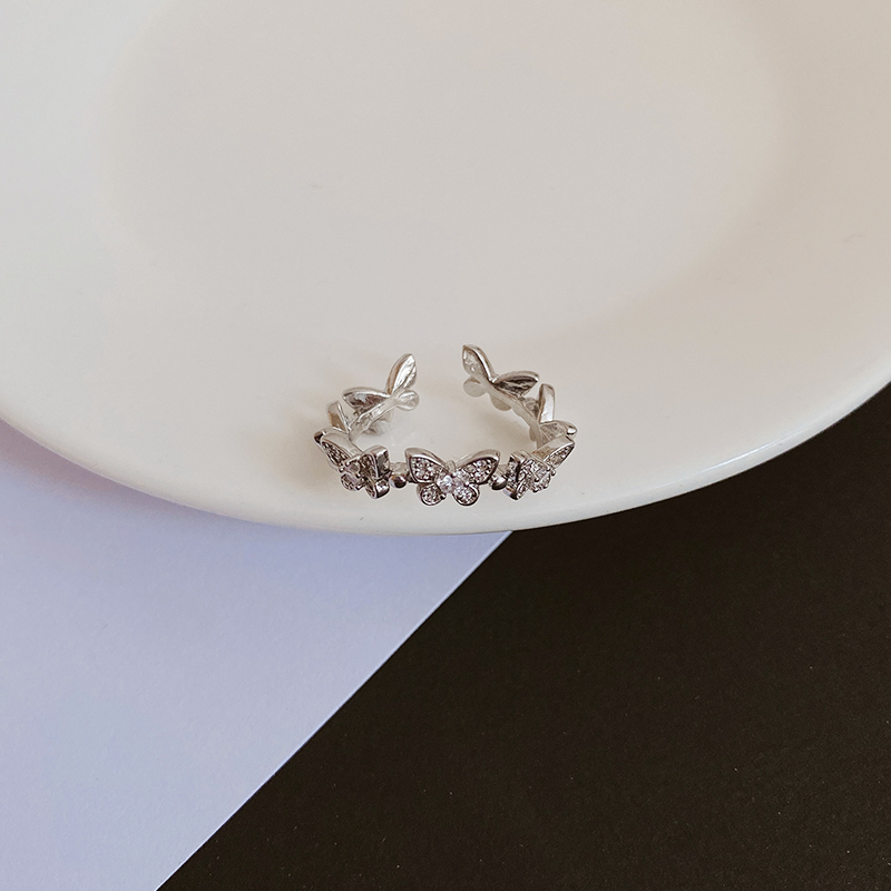 Nhẫn Đeo Tay Hình Bướm Đính Đá Thời Trang Sang Trọng Cho Nữ