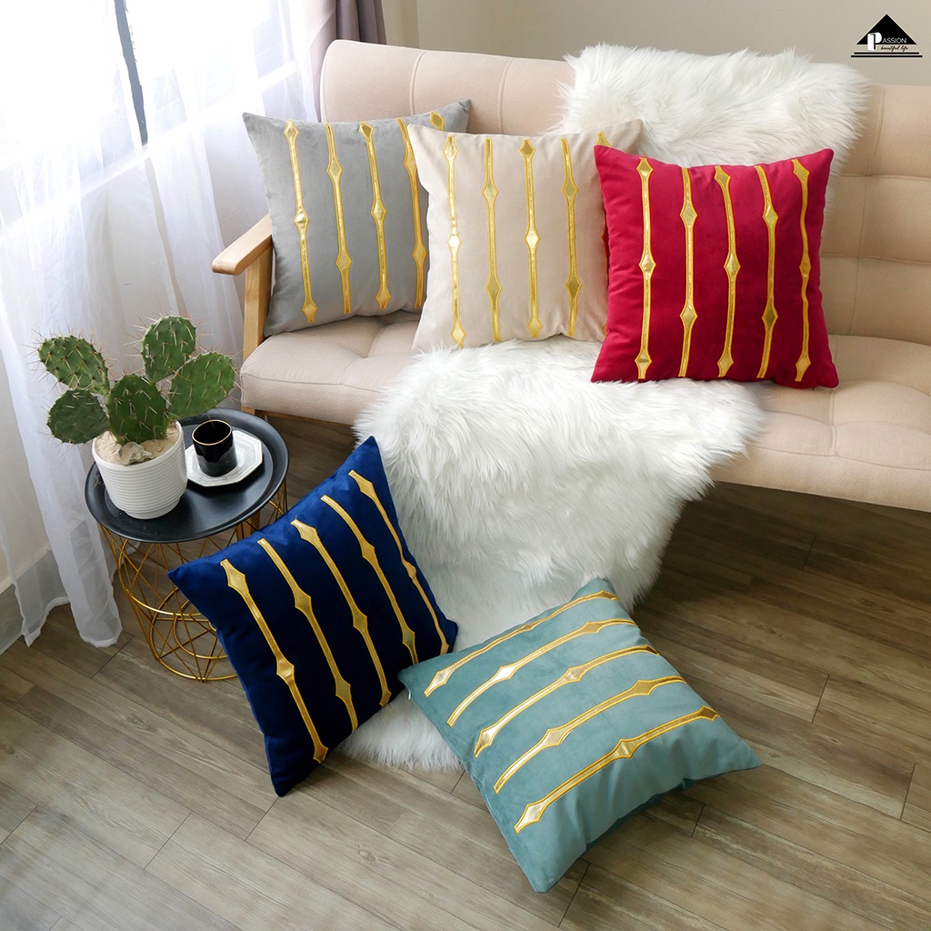 Gối Tựa Lưng Trang Trí Sofa Nhung Viền Ánh Bạc Hà Lan