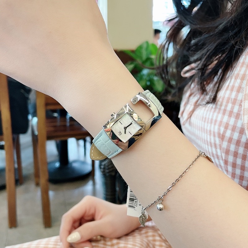 Đồng hồ nữ Guess