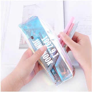 Bóp viết trong suốt các thành viên BTS