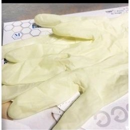 Găng Tay Cao Su Y Tế Latex Không Bột Bee Gloves Màu Kem Size S/M Co Dãn Dẻo Dai An Toàn Khi Sử Dụng
