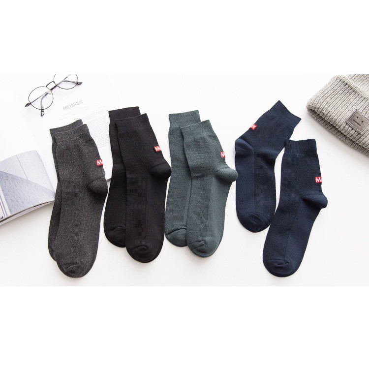 Hộp 4 đôi tất nam doanh nhân, dài cổ Caramella