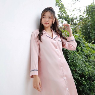 Lilas Blanc Váy Lụa Dài tay Quần Ngắn Hồng Viền Lụa Trắng