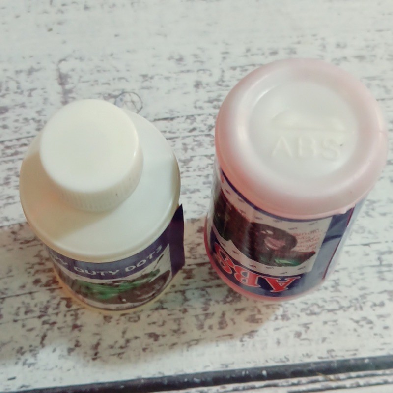 Dầu thắng đĩa, dầu phanh &amp; dầu ly hợp ABS DOT 3 chai mini 50ml màu đỏ, màu vàng