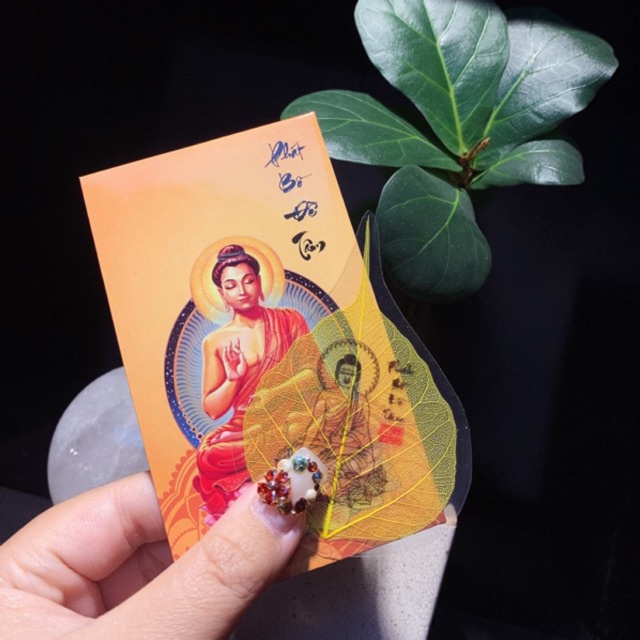 Lá bồ đề Phật bình an may mắn phong thủy