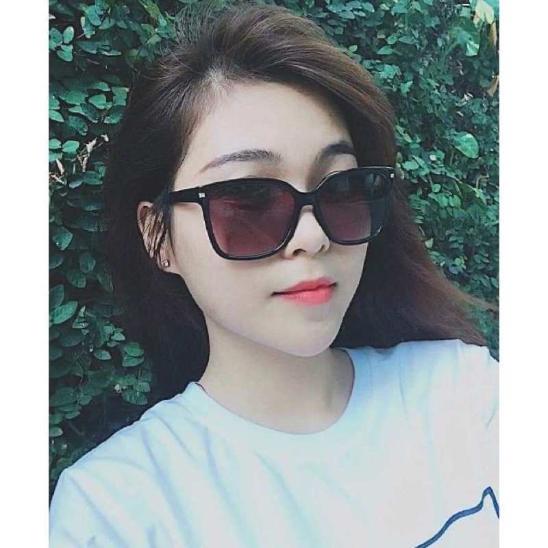 Kính HM săn Sale, xước nhẹ giảm còn 180k chuẩn Authentic, có mail mua hàng tại web, đầy đủ tem tag fullbox