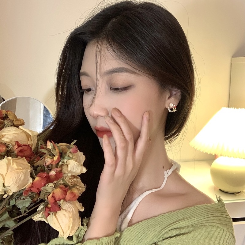 Khuyên tai Ahellogirl mạ bạc 925 hình hoa nhỏ đơn giản phong cách Hàn Quốc