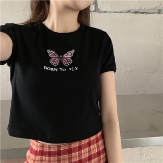 Áo croptop ôm hình
