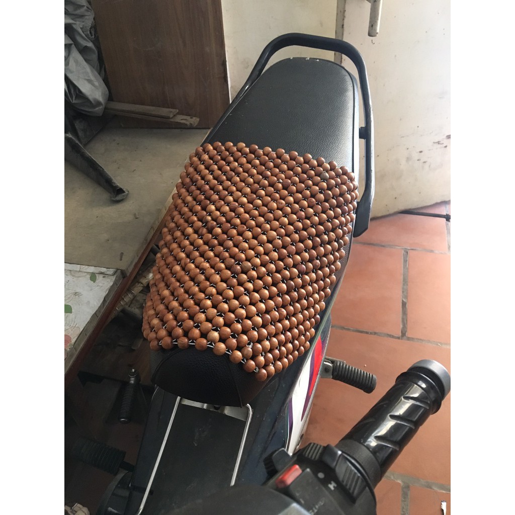 Đệm Hạt Gỗ Ngồi Yên Xe Máy - Miếng Lót Yên Xe Máy