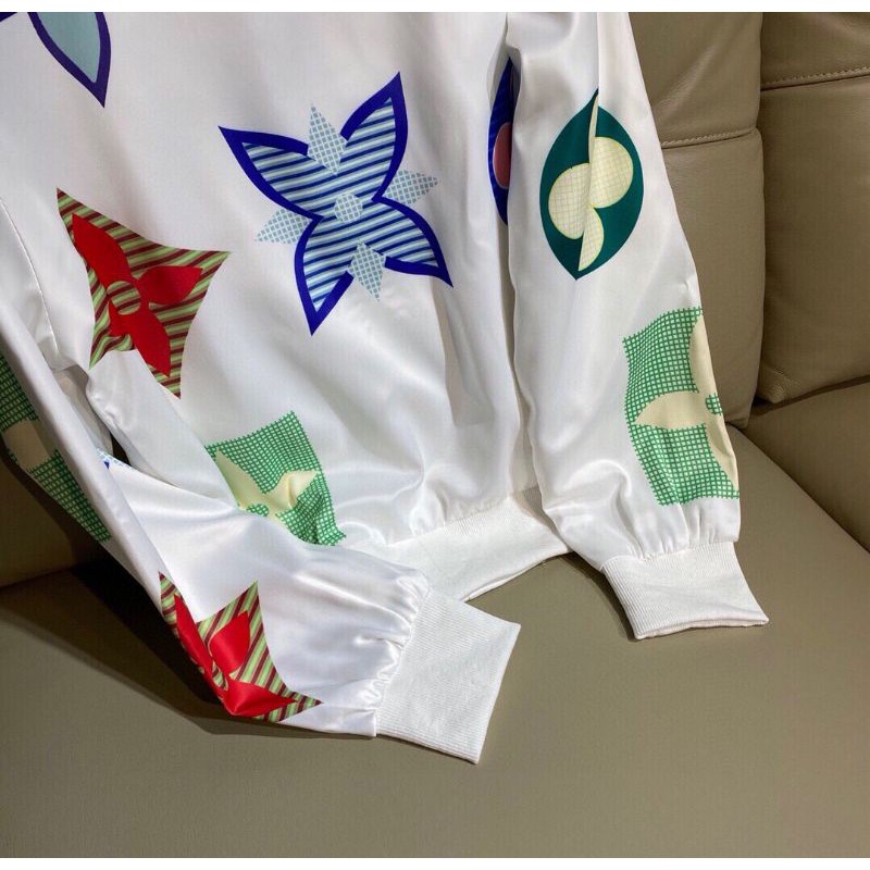 Áo khóac bomber jacket LV