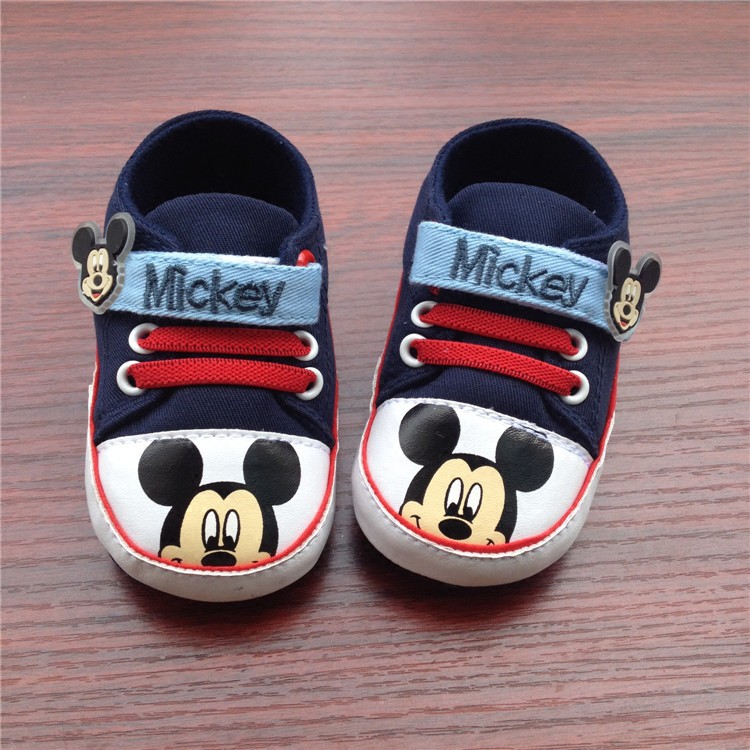 Giày Sneaker Đế Mềm Hình Mickey Cho Bé
