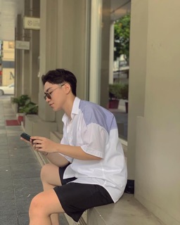 Áo sơmi ngắn tay phối sọc xanh