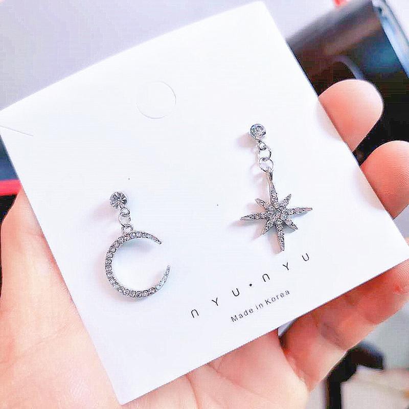 Khuyên tai trăng sao đá Bông tai nữ phong cách Hàn Quốc quà tặng xinh xắn dễ thương