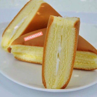 10 CHIẾC BÁNH BÔNG LAN KẸP KEM TƯƠI TAM GIÁC