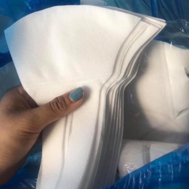 Khảu trang 3D Nhật ôm sát mặt mềm mại kháng khuẩn có hộp | BigBuy360 - bigbuy360.vn