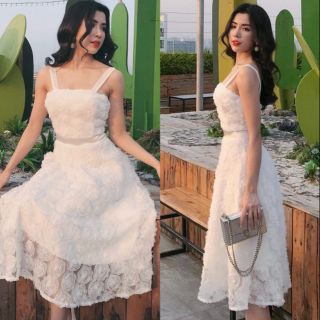 Váy 2 dây xòe hoa hồng nổi