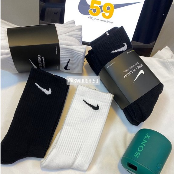 Pack 3 đôi tất / vớ Nike Chính Hãng Cổ Cao - Màu Đen - Swoosh59
