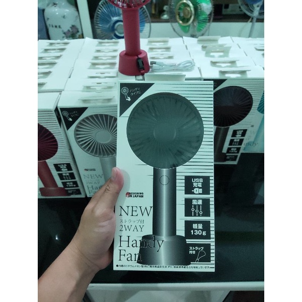 Quạt tích điện cầm tay HANDY FAN chính hãng hàng nội địa nhật