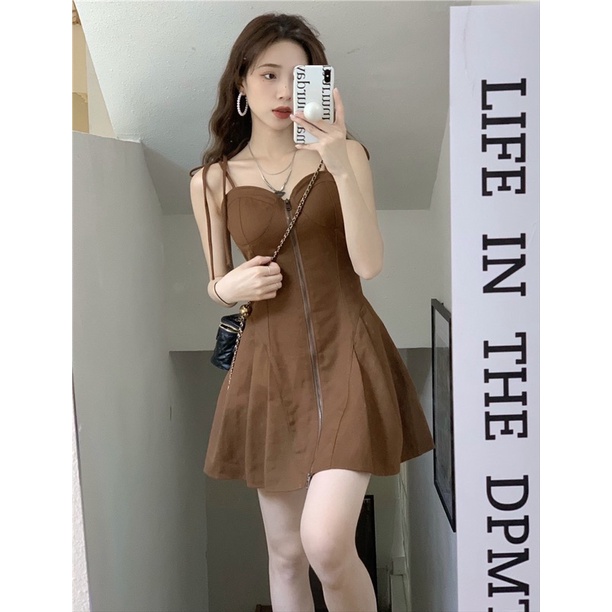 Váy Dây Nâu Đuôi Cá Xoè Cúp Ngực