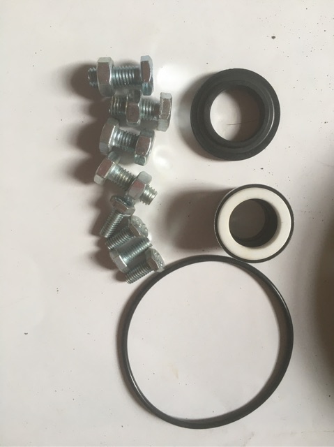 Sen bơm nước phi 90 lắp máy Xăng