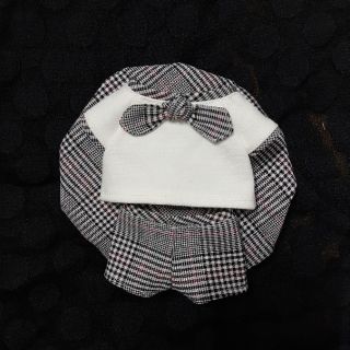 Outfit for doll