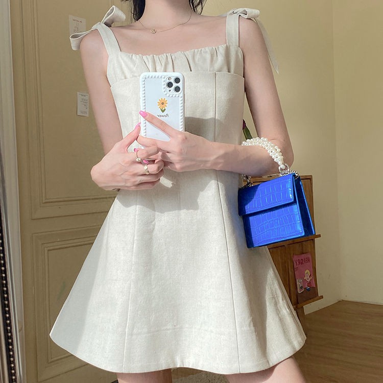 Đầm Hai Dây Phối Nơ Thiết Kế Ôm Sát Tôn Dáng Phong Cách Pháp | BigBuy360 - bigbuy360.vn