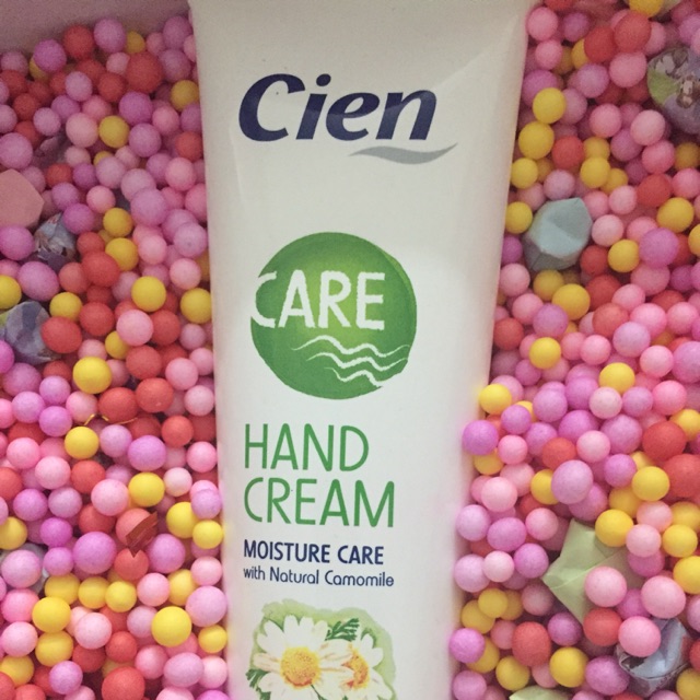 Kem dưỡng da tay Cien