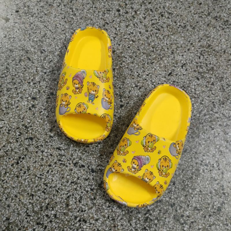 Dép bánh mì cho bé trai - bé gái sz Đại hình cọp cực xinh.