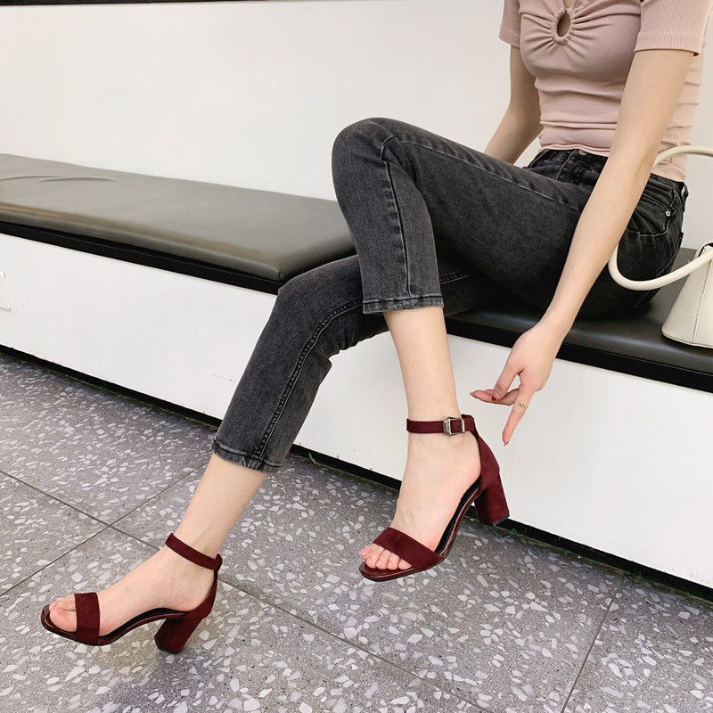 giá đặc biệt giá rẻDa Xianni sandal nữ thời trang mới mùa hè 2021, xu hướng giày cao gót hở mũi dày, hoang dã