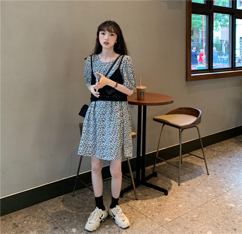 đầm ulzzang Nữ Ngắn Tay Họa Tiết Hoa Thời Trang | BigBuy360 - bigbuy360.vn