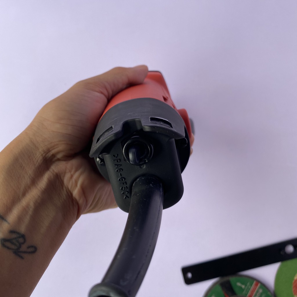 [CHÍNH HÃNG] Máy mài góc Maktec MT954 bảo hành 6 tháng tặng kèm 1 lươi mài 1 lưỡi cắt