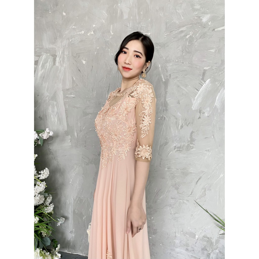 đầm trung niên nữ thiết kế sang trọng phối hoa