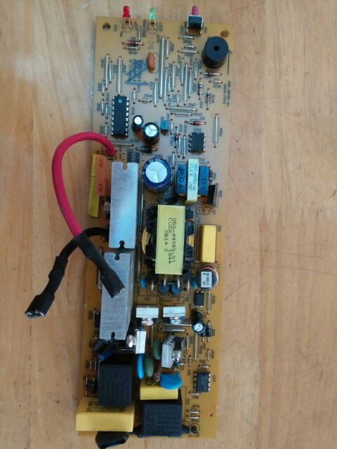 BO MẠCH BỘ LƯU ĐIỆN UPS SANTAK TG500