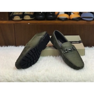 Giày mọi Clarks da bò dập vân hàng VNXK
