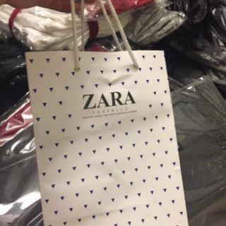 Legging zara kèm túi giấy
