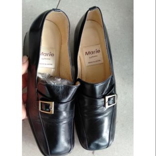 Giày secondhand