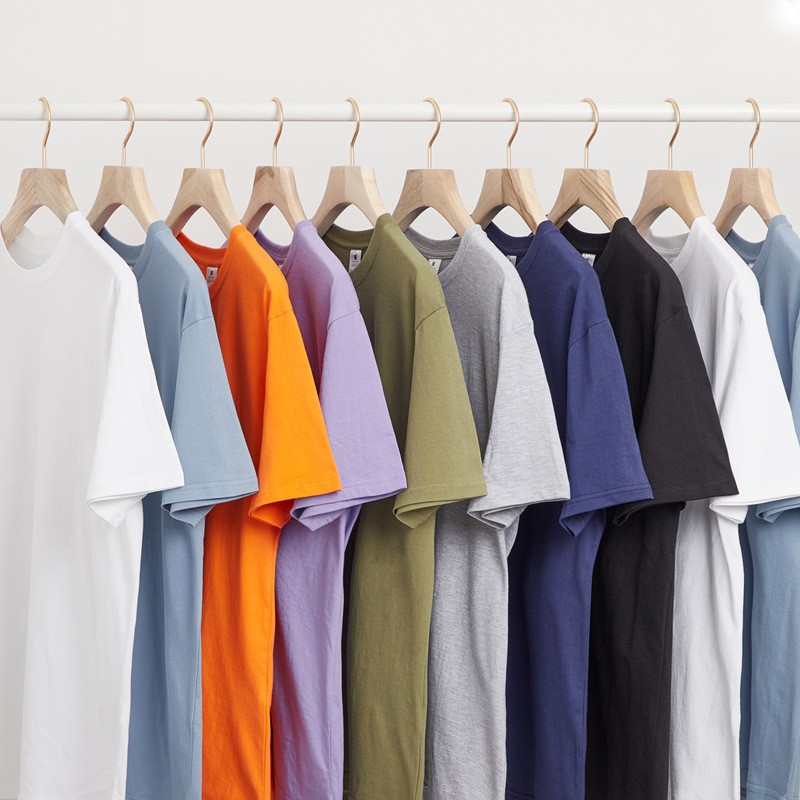 Áo thun nam trơn tay lỡ, cổ tròn; chất liệu cotton poly không nhăn không xù vải, với 6 phiên bản màu