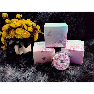 Phấn ướt Cushion whoo hoa anh đào