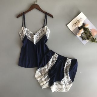 [ SiZE :M ,L ,XL 43-65kg ] Đồ Bộ Ngủ Lụa 2 Dây SEXY Phối Ren Trắng