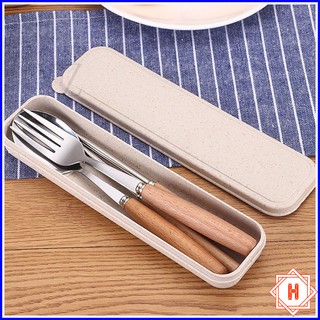 Bộ đũa + thìa + dĩa cán gỗ tiện dụng { H }