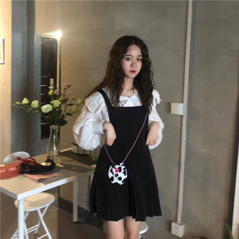 Set áo sơ mi cổ V mix ren dáng rộng + Váy yếm tà xếp ly Hàng Quảng Châu