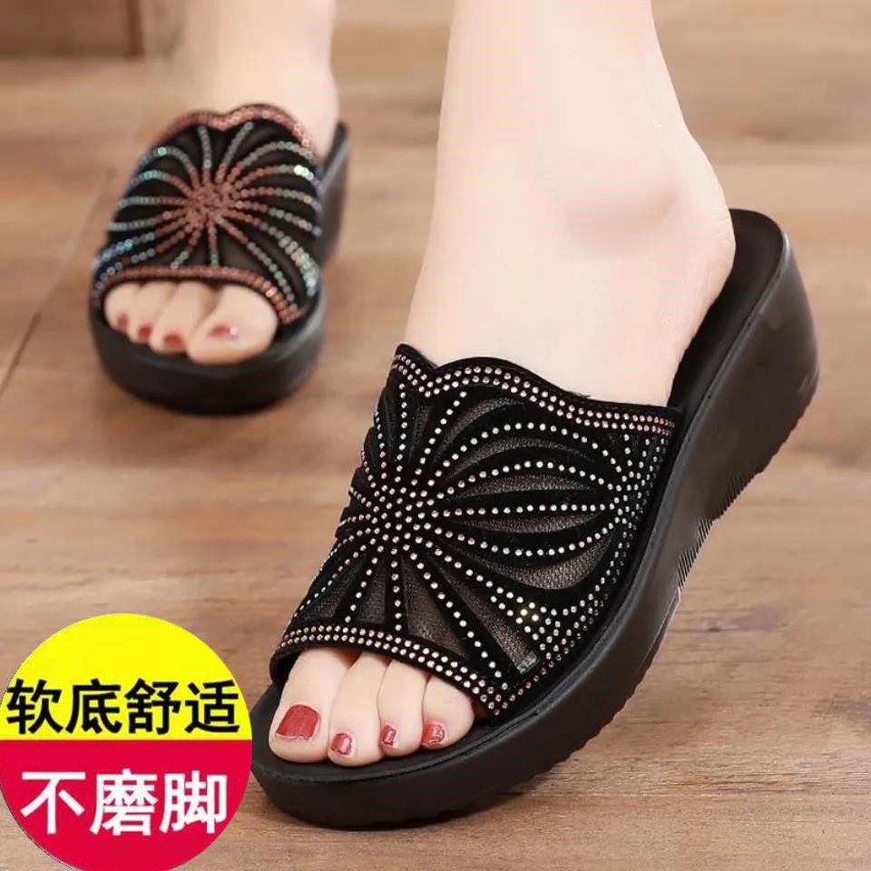 Dép Sandal Da Mềm Cao Cấp Thời Trang Cho Phụ Nữ Trung Niên