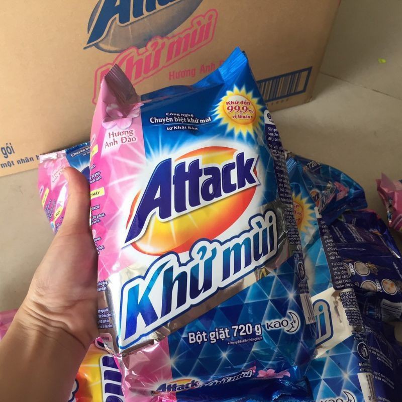 Bột giặt Attack khử mùi và diệt khuẩn 720g