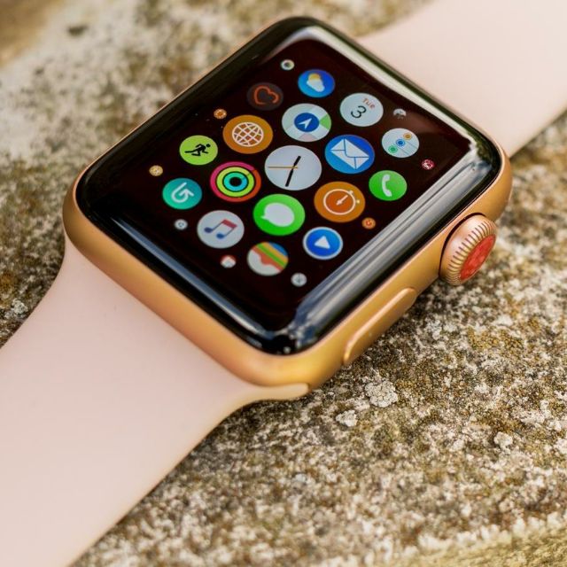 Đồng hồ Apple Watch Series 3 38mm/42mm