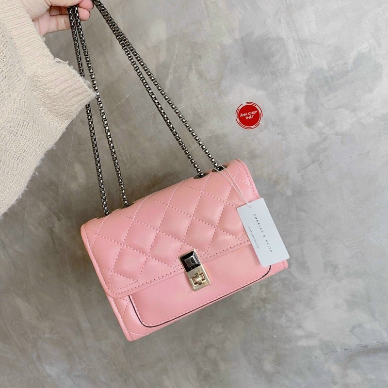 Túi đeo chéo thời trang khoá xoay