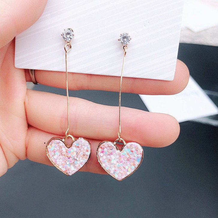 Bông tai trái tim nhiều màu sắc treo dài thời trang